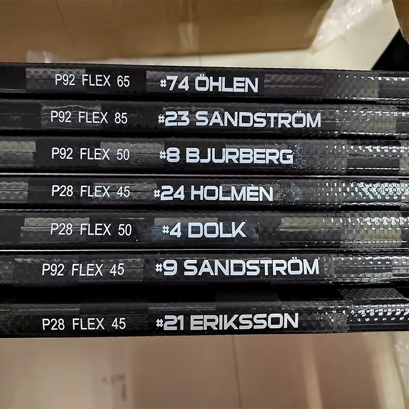Pro Senior 360g Ultralight 18K Carbon Fiber Ice Hockey Stick One Piece Low Kick Point Flex 77 Professional Training Stick