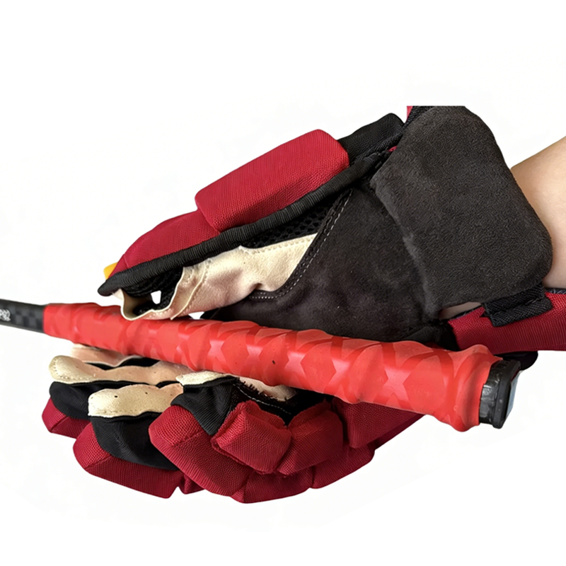 OEM Ice Hockey Training Equipment Comfortable Ice Hockey Gloves for Children and Adult