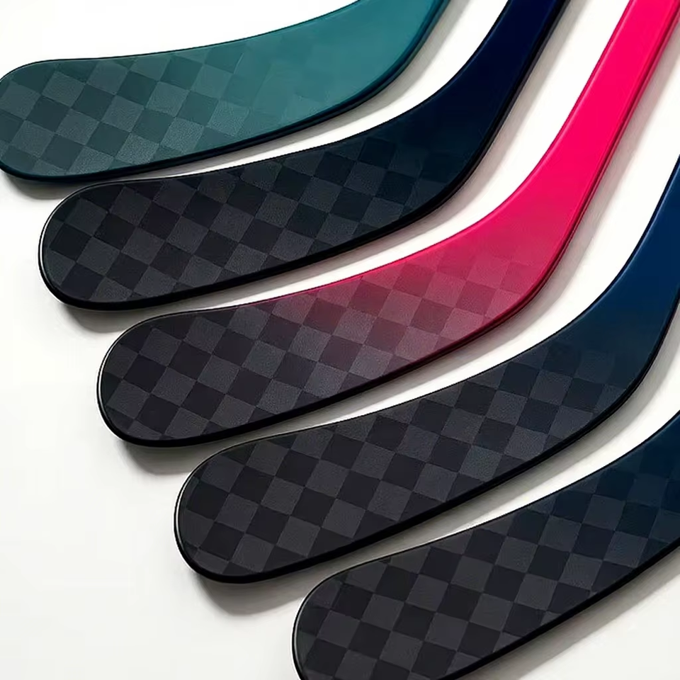 Junior Intermediate Carbon Fiber Ice Hockey Stick 25-31 Inch 350g Youth Training Practice Stick for Children Beginners